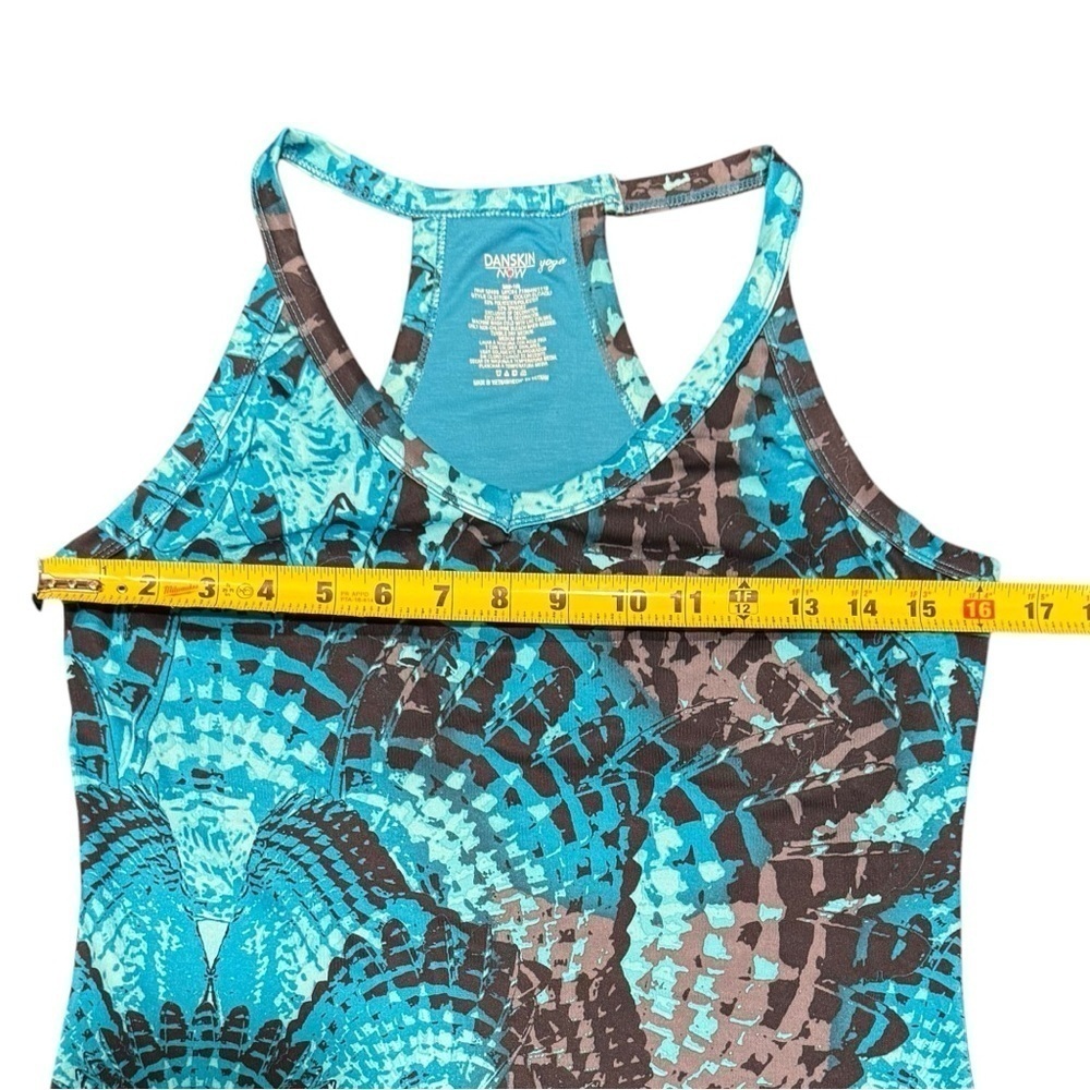 Danskin Now Yoga Racerback Tank Shelf Bra Size Medium - Picture 7 of 8